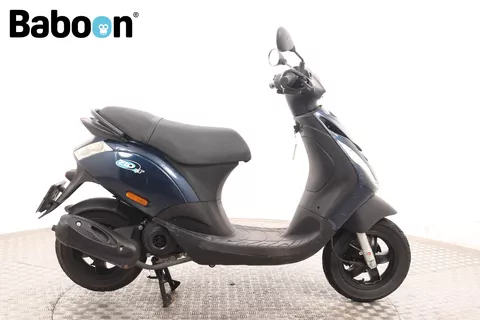 Piaggio Zip 25KM