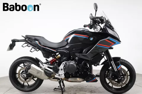 BMW F 900 XR Triple Black
