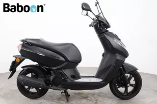 Peugot Kisbee S 25KM Black edition