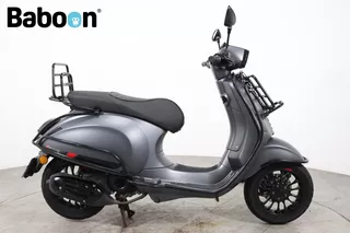 Vespa Sprint 25KM