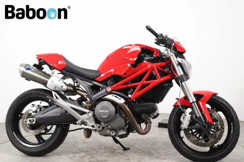 Ducati Monster 696