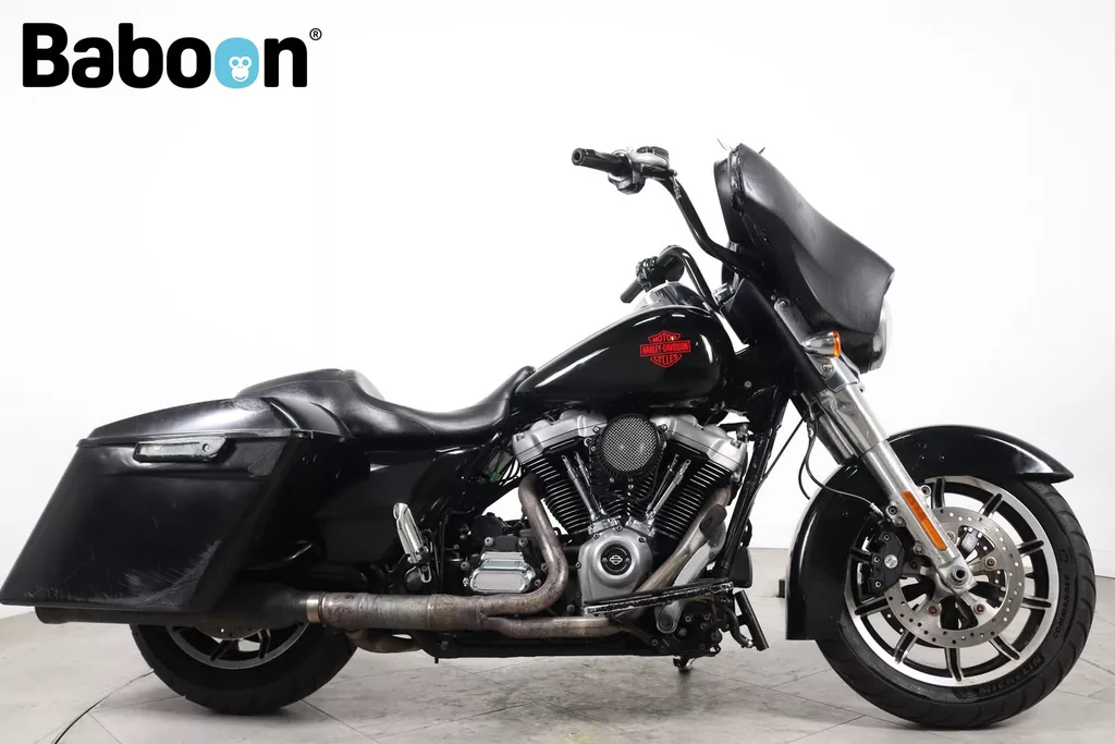 Harley-Davidson Street Glide FLHX 107