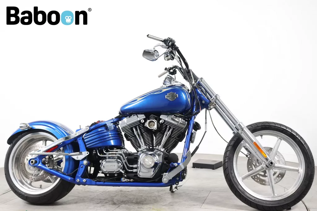 Harley-Davidson FXCWC Rocker C