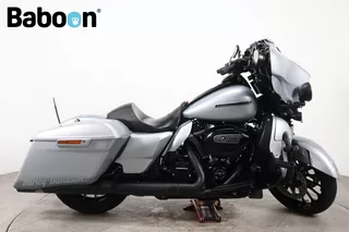 Harley-Davidson Street Glide FLHXS Special 114