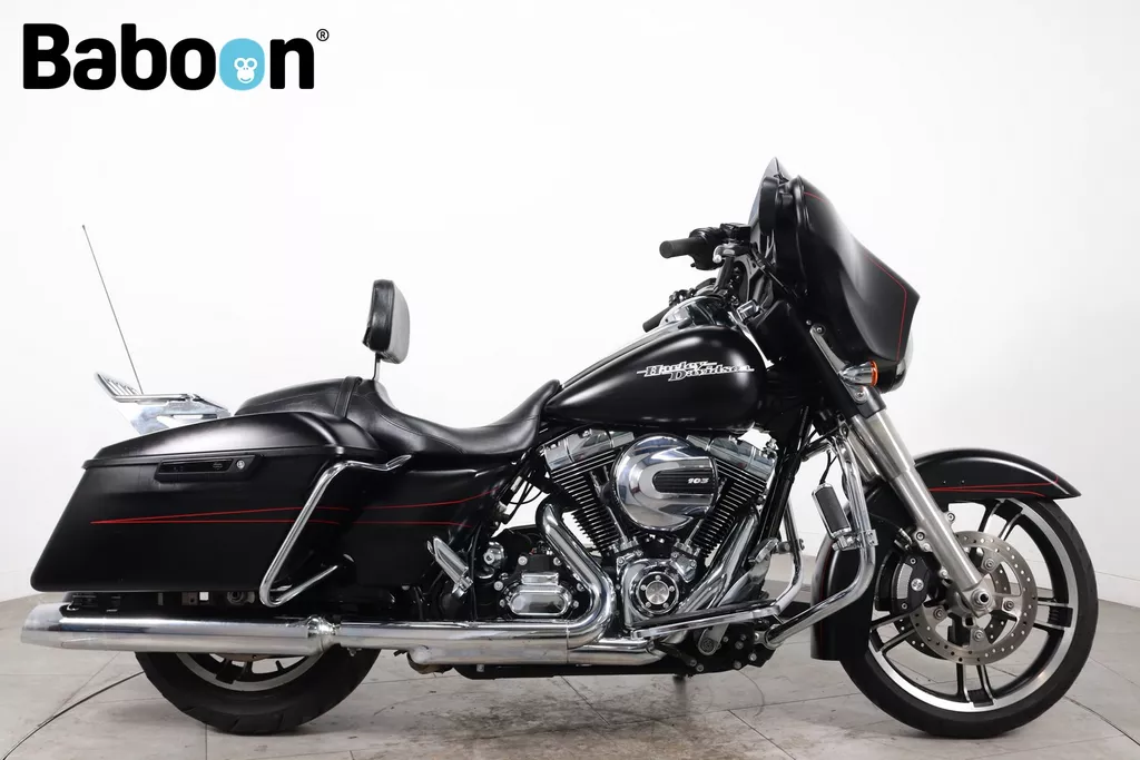 Harley-Davidson Street Glide FLHXS Special