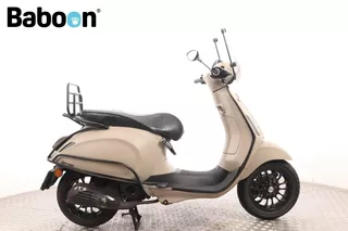 Vespa Sprint 25KM
