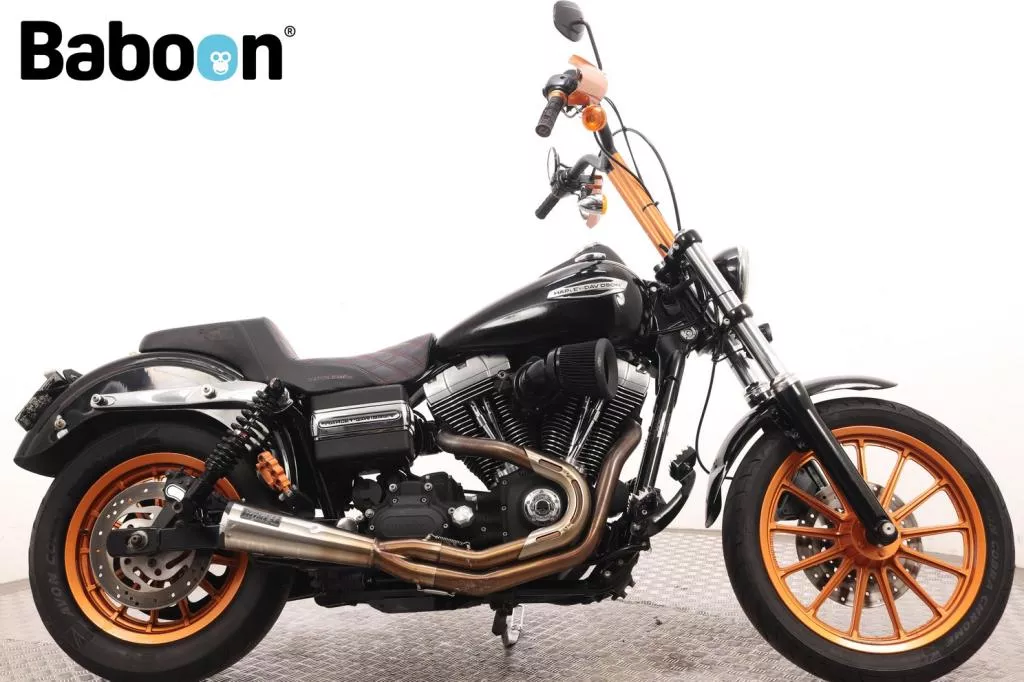 Harley-Davidson Street Bob FXDBI Dyna