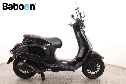 Vespa Sprint 25KM