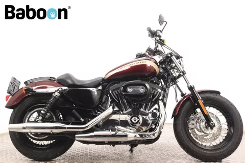 Harley-Davidson Sportster XL 1200 C Custom Harley-Davidson Sportster XL 1200 C Custom