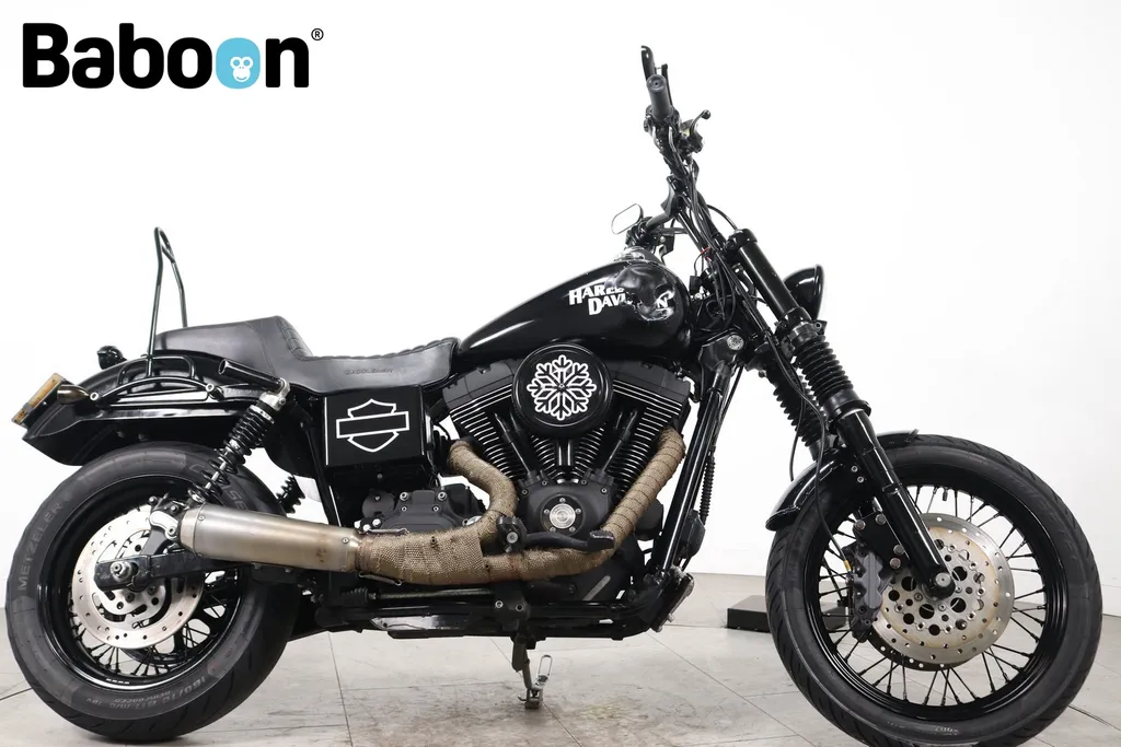 Harley-Davidson Street Bob FXDBI Dyna